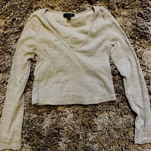Top shop grey V-neck long sleeve crop top. Size M